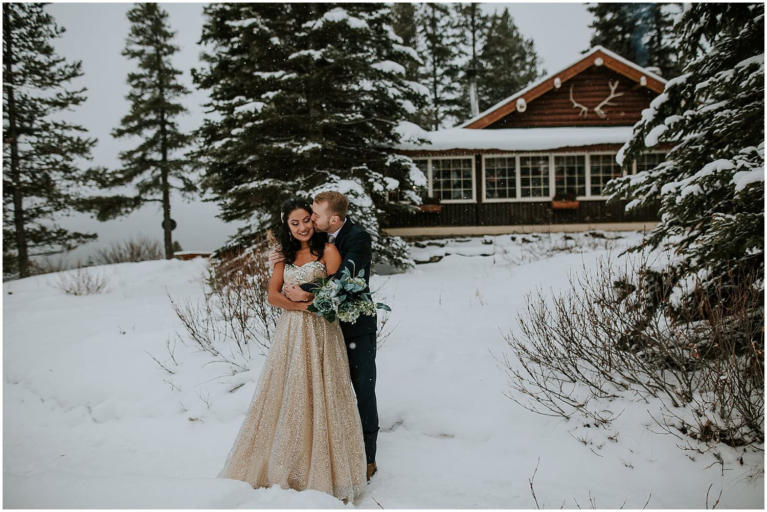 Winter elopement. Banff wedding photographer. 